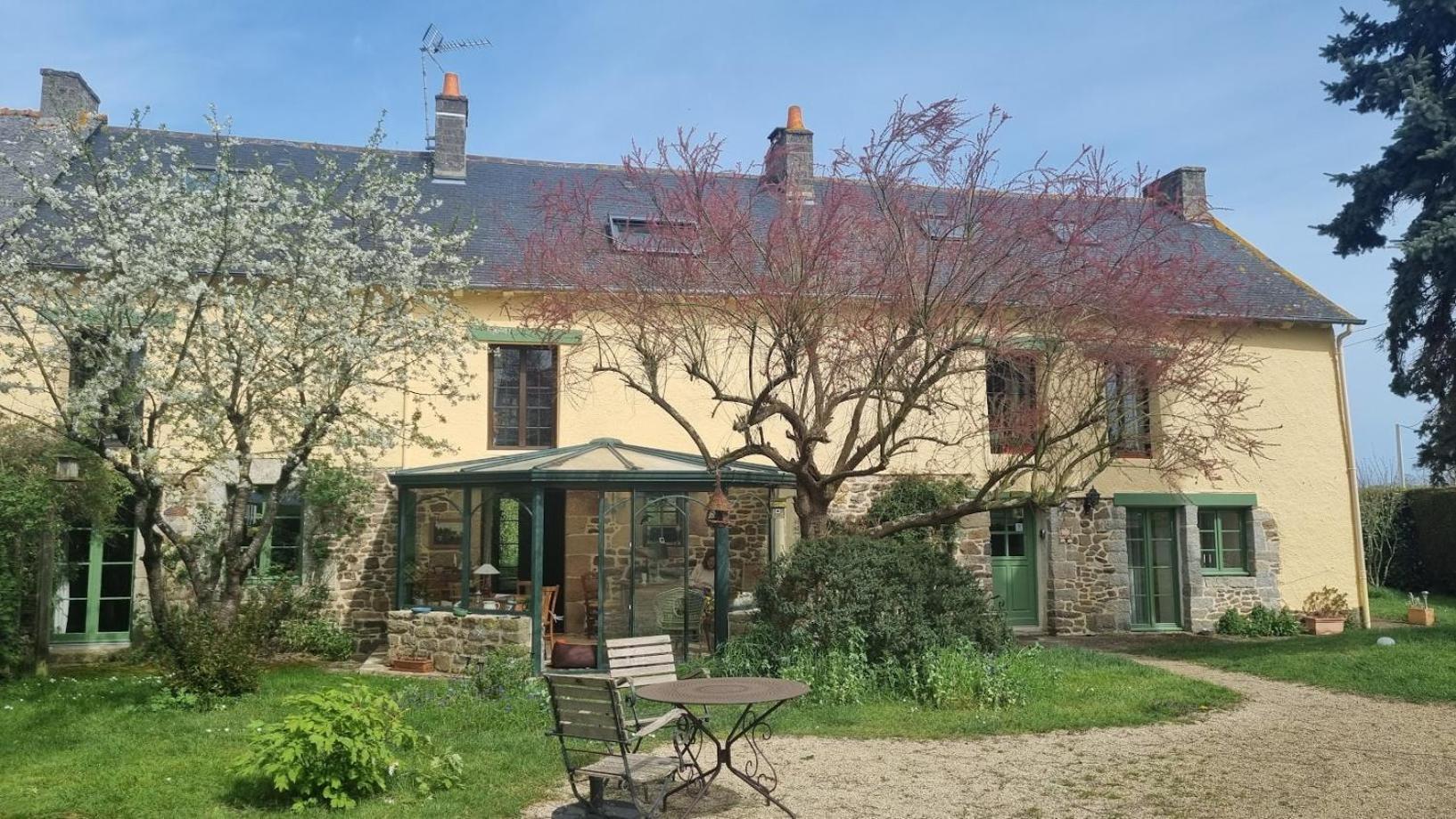 Yvignac-la-Tour Les Berges De La Planchette B&B 외부 사진